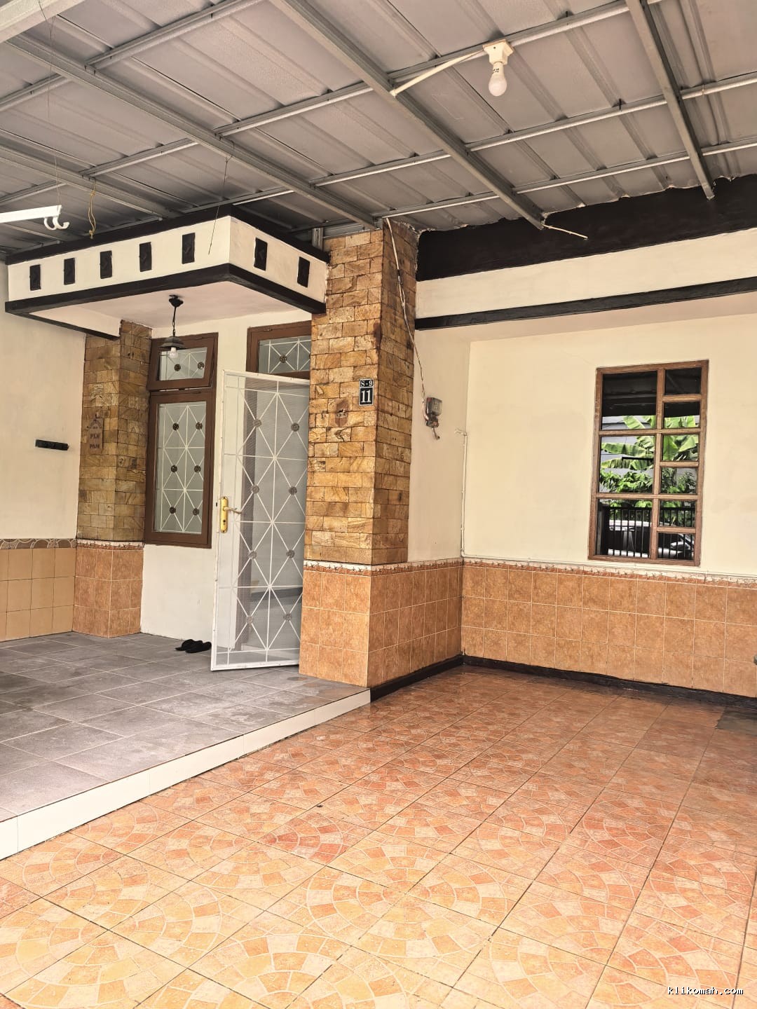Rumah dijual siap huni dalam komplek Harapan Baru Medan Satria Bekasi 